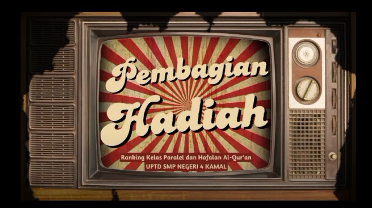 Pembagian Hadiah Ranking Kelas dan Hafalan Al Qur'an
