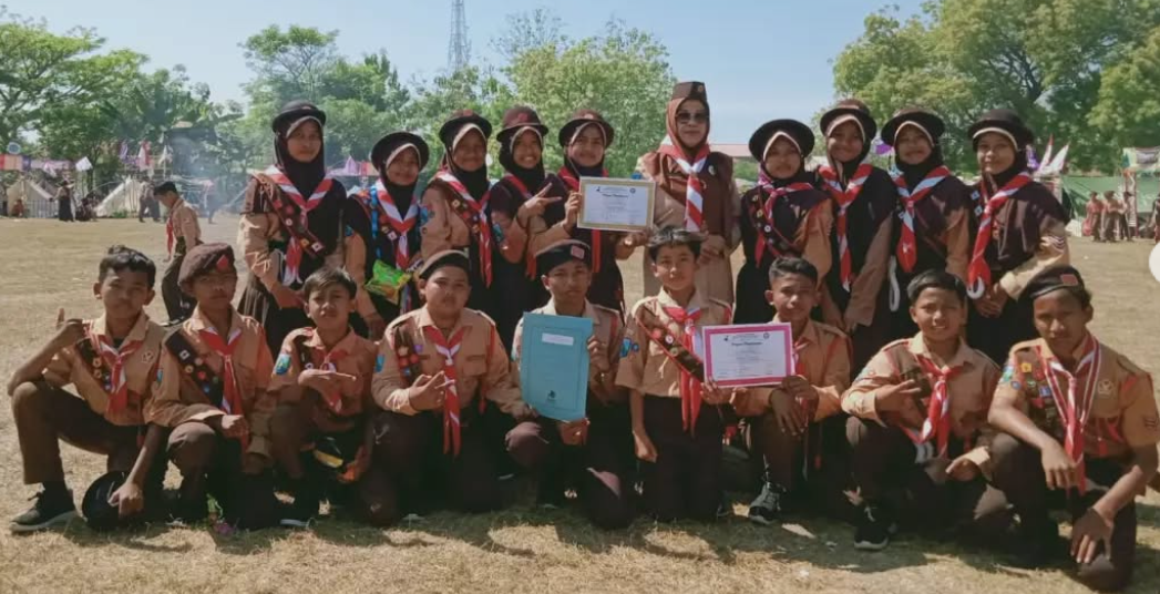 Ekstrakurikuler Pramuka SMPN 4 Kamal